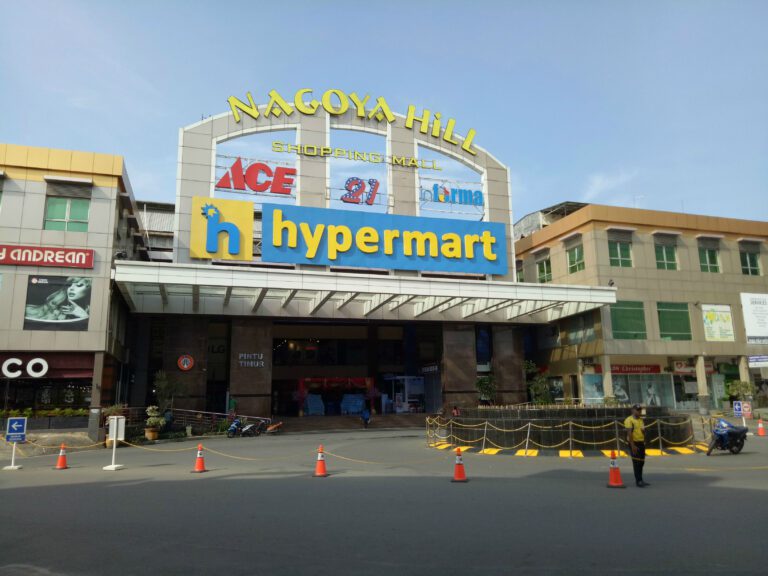 Batam Tours 4 Batam_Nagoya Hill Shopping Mall
