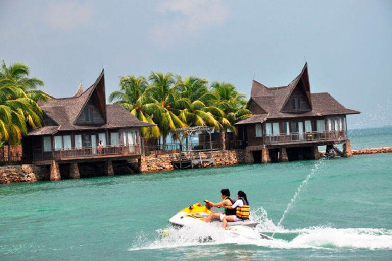 Batam Tours 5 Batam View Beach Resort Jet Ski