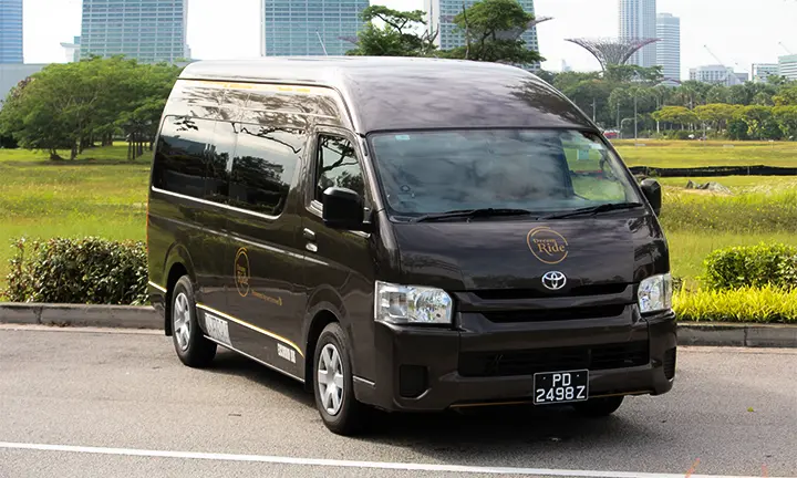 8 Seater Outside view