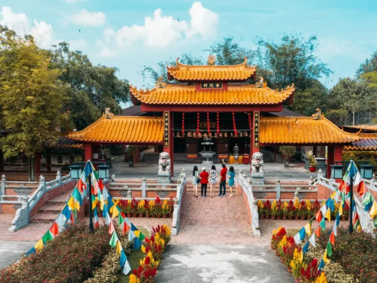 Special Departure Tours 9 Putuo Village