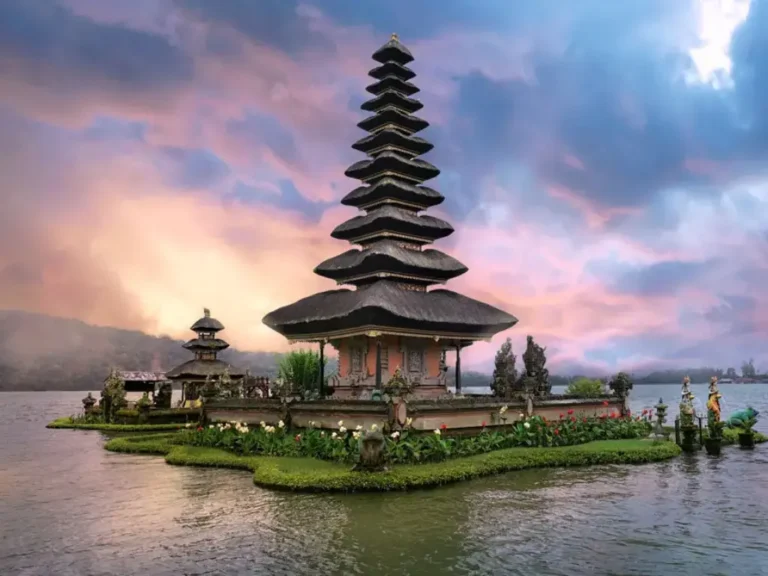 Ulun Dana Beratan Temple