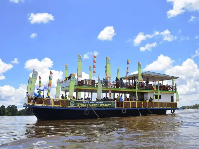 Kapus River Cruise