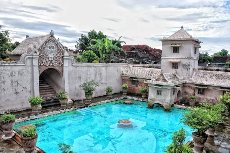 Yogyakarta Tours 5 Taman Sari Water Castle