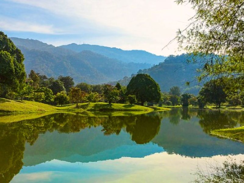Taiping Lake Garden, Malaysia's oldest park with serene lakes